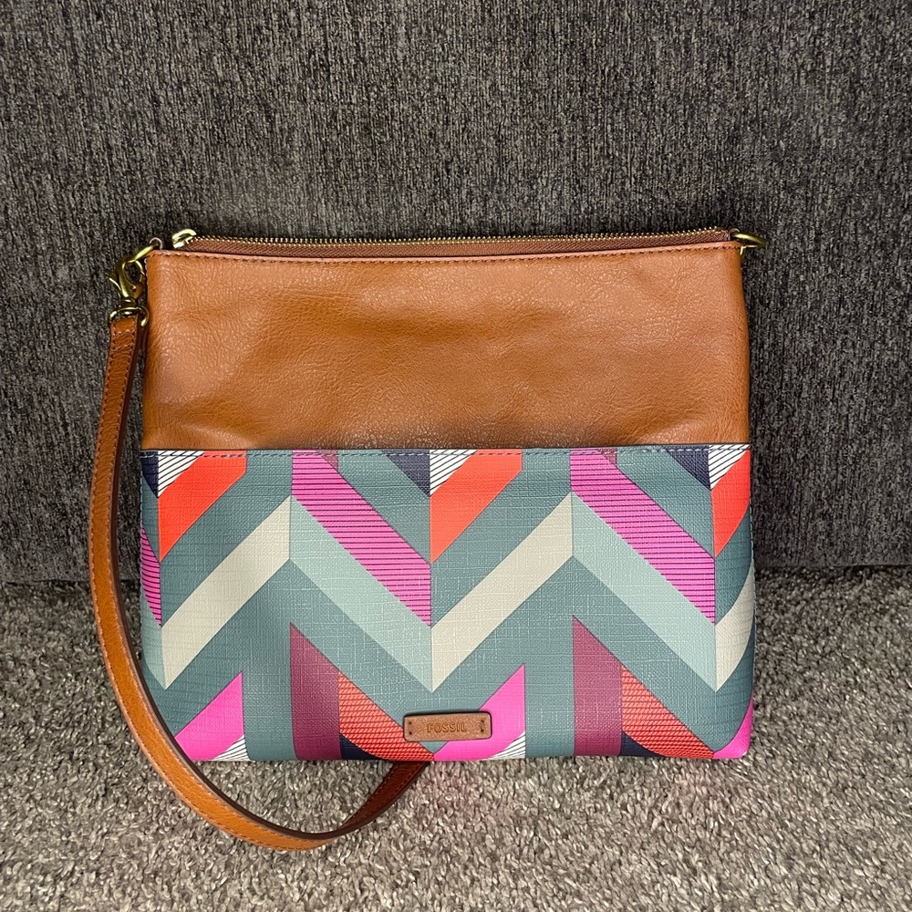 Fossil Leather & Geometric Print Crossbody – Like New